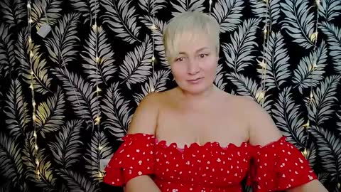 Snapshot of oliviaoskar_ chatting on 01-18-25, 05:26 Kelly online show from 01-18-25, 05:26