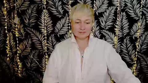Snapshot of oliviaoskar_ chatting on 03-06-25, 03:13 Kelly online show from 03-06-25, 03:13