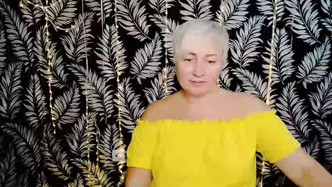 Snapshot of oliviaoskar_ chatting on 10-30-25, 12:50 Kelly online show from 10-30-25, 12:50