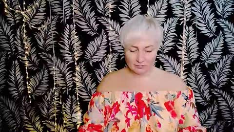 Snapshot of oliviaoskar_ chatting on 12-05-25, 11:30 Kelly online show from 12-05-25, 11:30