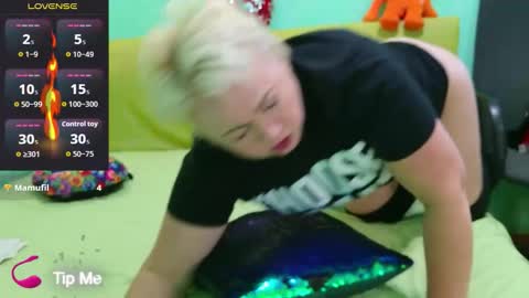 oliviaparadise online show from 11-06-25, 02:18