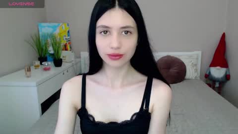 oliviarichi online show from 05-18-26, 05:35
