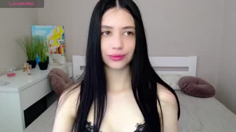 oliviarichi online show from 06-17-26, 05:32