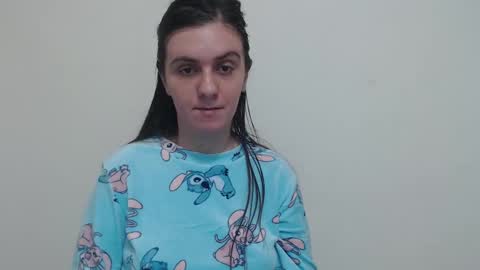 Snapshot of oliviasager chatting on 01-01-25, 04:07 Mistress Olivia online show from 01-01-25, 04:07