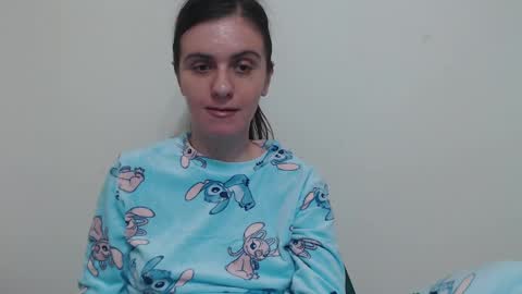 Snapshot of oliviasager chatting on 01-02-25, 01:17 Mistress Olivia online show from 01-02-25, 01:17