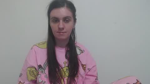 Snapshot of oliviasager chatting on 01-05-25, 10:50 Mistress Olivia online show from 01-05-25, 10:50