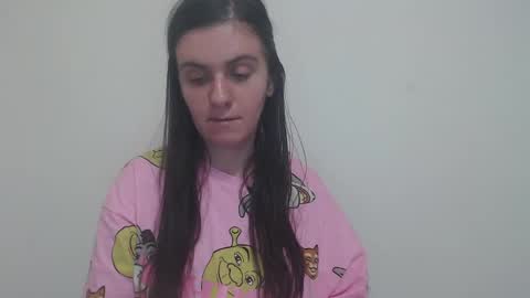 Snapshot of oliviasager chatting on 01-06-25, 06:52 Mistress Olivia online show from 01-06-25, 06:52