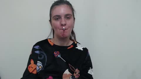 Snapshot of oliviasager chatting on 01-14-25, 02:50 Mistress Olivia online show from 01-14-25, 02:50