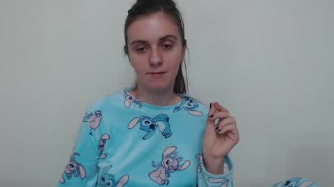 Snapshot of oliviasager chatting on 02-07-25, 02:08 Mistress Olivia online show from 02-07-25, 02:08