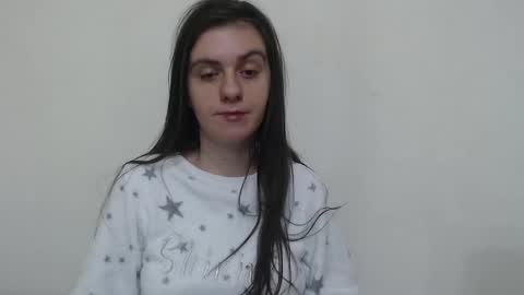 Snapshot of oliviasager chatting on 02-12-25, 01:41 Mistress Olivia online show from 02-12-25, 01:41