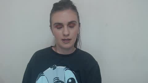 Snapshot of oliviasager chatting on 02-19-25, 09:58 Mistress Olivia online show from 02-19-25, 09:58