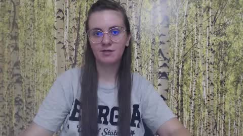 Snapshot of oliviasager chatting on 09-08-25, 06:07 Mistress Olivia online show from 09-08-25, 06:07