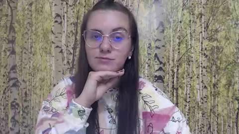 Snapshot of oliviasager chatting on 09-09-25, 08:30 Mistress Olivia online show from 09-09-25, 08:30