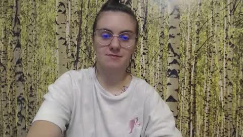 Snapshot of oliviasager chatting on 10-03-25, 10:40 Mistress Olivia online show from 10-03-25, 10:40