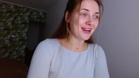 Olivia online show from 12-07-24, 05:26