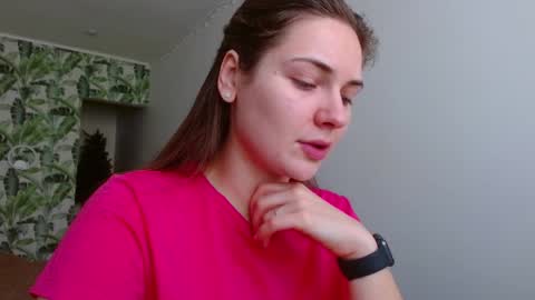 Olivia online show from 01-05-25, 06:13