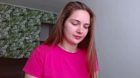 Olivia online show from 11-04-25, 05:28