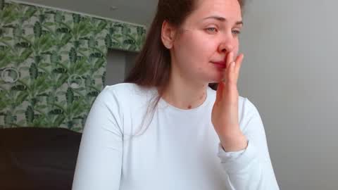 Olivia online show from 03-26-26, 05:35