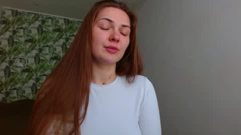 Olivia online show from 04-20-26, 04:26