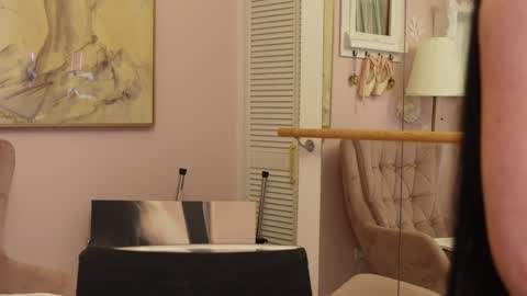 OliviaSway online show from 01-30-25, 11:02