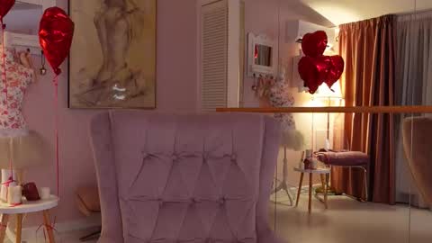 Snapshot of oliviasway chatting on 02-26-26, 10:42 OliviaSway online show from 02-26-26, 10:42