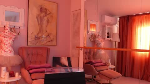 Snapshot of oliviasway chatting on 03-12-26, 01:50 OliviaSway online show from 03-12-26, 01:50