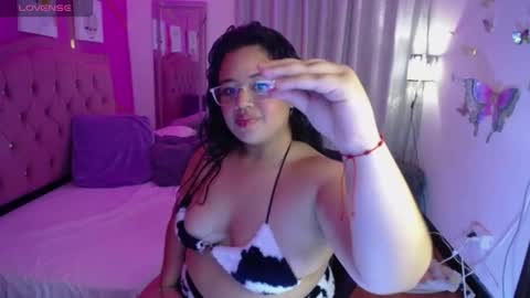 oliviia_cute online show from 10-09-25, 04:10