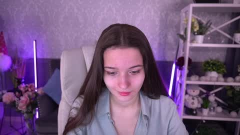 Olivia online show from 01-13-25, 06:49