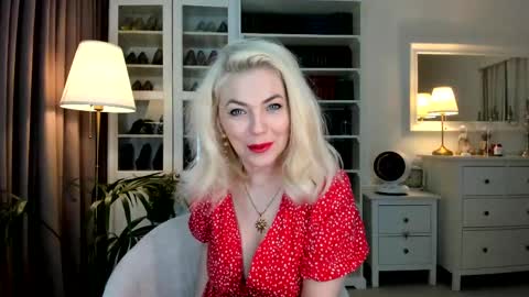 ollalla7 online show from 05-31-26, 08:43