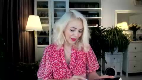 Snapshot of ollalla7 chatting on 07-25-26, 01:19 ollalla7 online show from 07-25-26, 01:19