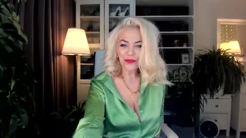 Snapshot of ollalla7 chatting on 07-29-26, 03:43 ollalla7 online show from 07-29-26, 03:43