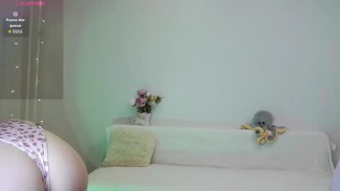 Snapshot of olliebelle chatting on 01-15-26, 03:38 olliebelle online show from 01-15-26, 03:38