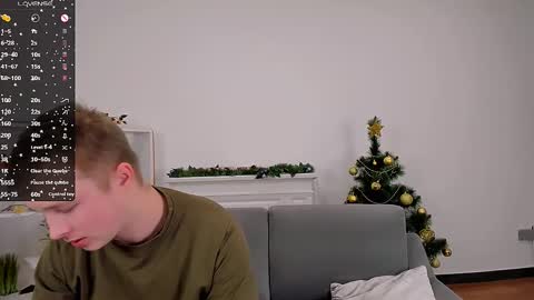 Olli and Stiw online show from 12-24-24, 08:38