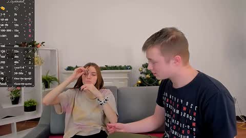 Olli and Stiw online show from 12-26-24, 08:21