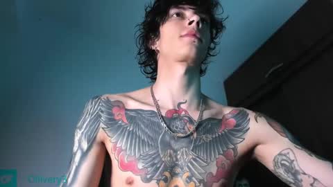 Snapshot of olliver___y chatting on 02-28-25, 04:54 online show from 02-28-25, 04:54