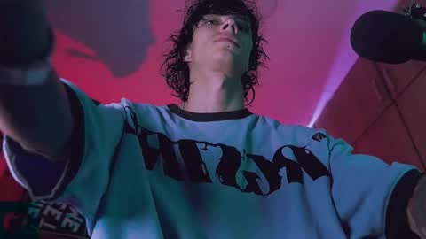 Snapshot of olliver___y chatting on 10-03-25, 09:28 online show from 10-03-25, 09:28