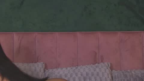 Olivia online show from 04-09-26, 04:12