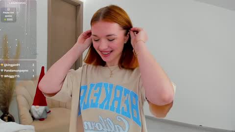 Snapshot of ollyvirg chatting on 01-08-25, 04:44 Amely online show from 01-08-25, 04:44