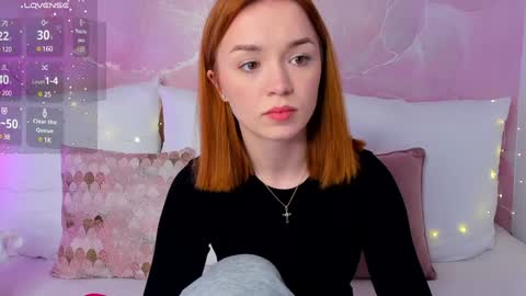 Snapshot of ollyvirg chatting on 01-21-25, 06:11 Amely online show from 01-21-25, 06:11