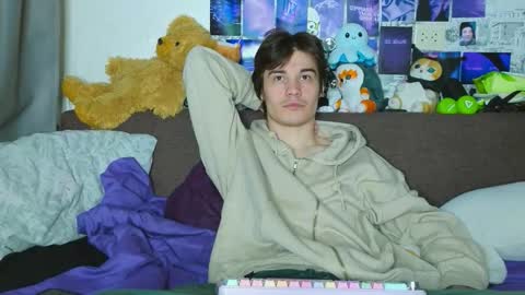 Tony online show from 11-04-25, 08:52