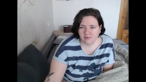 OlyaAndNetty online show from 02-22-25, 07:45