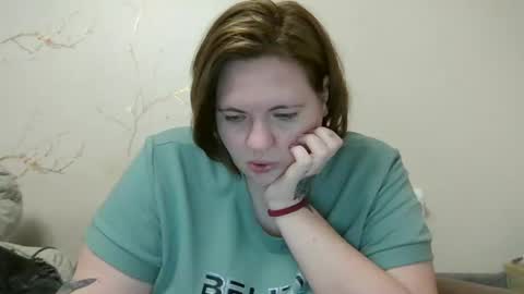 OlyaAndNetty online show from 03-11-25, 08:53