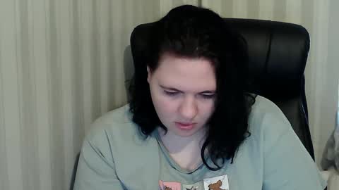 OlyaAndNetty online show from 10-20-25, 08:04