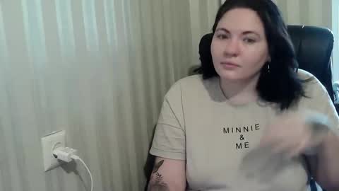 OlyaAndNetty online show from 10-29-25, 07:32