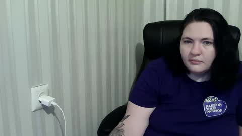 OlyaAndNetty online show from 10-29-25, 07:48