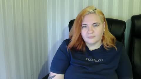 OlyaAndNetty online show from 12-18-25, 06:58