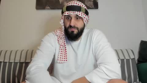 Snapshot of omar_xoxo chatting on 01-08-26, 09:17 Omar online show from 01-08-26, 09:17