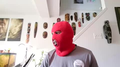 omarbbcbeast8 online show from 04-21-26, 03:17