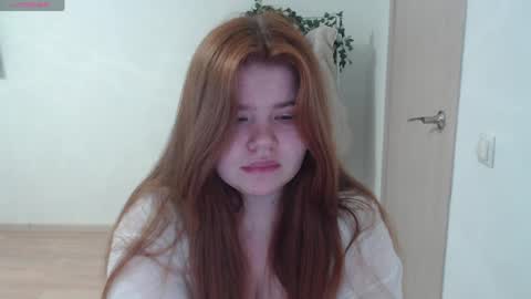  MellY  online show from 04-11-26, 10:19