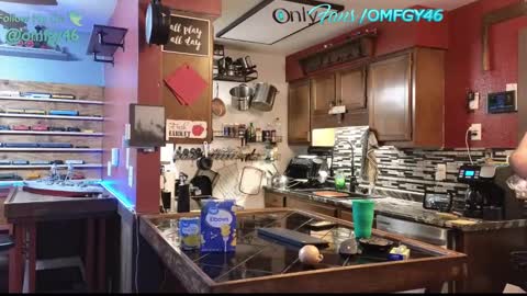 Snapshot of omfgy chatting on 03-08-25, 06:16 Norm online show from 03-08-25, 06:16